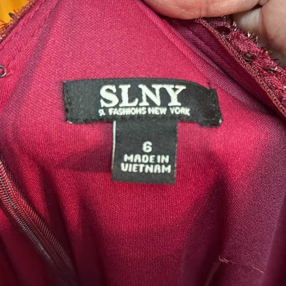 Women’s SLNY SL Fashions New York Merlot / Red dress with sparkle SIZE 6 - Picture 4 of 6